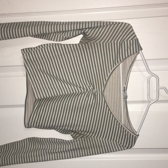 Bluenotes cropped long sleeve - Picture 2 of 4